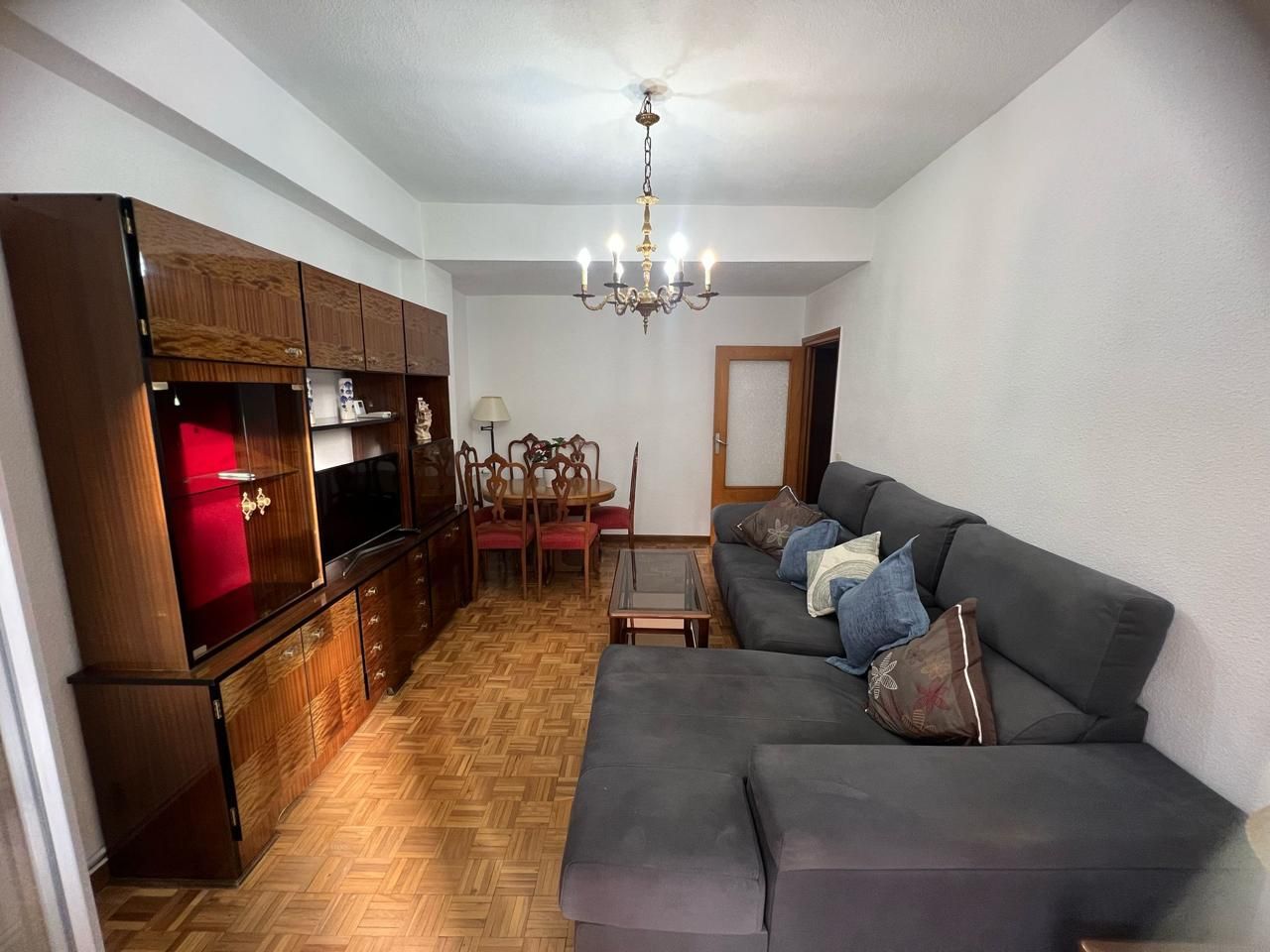 Living room of Flat to rent in  Madrid Capital  with Air Conditioner, Heating and Terrace