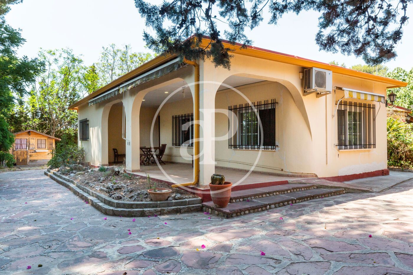 Exterior view of House or chalet for sale in Paterna  with Air Conditioner, Heating and Private garden