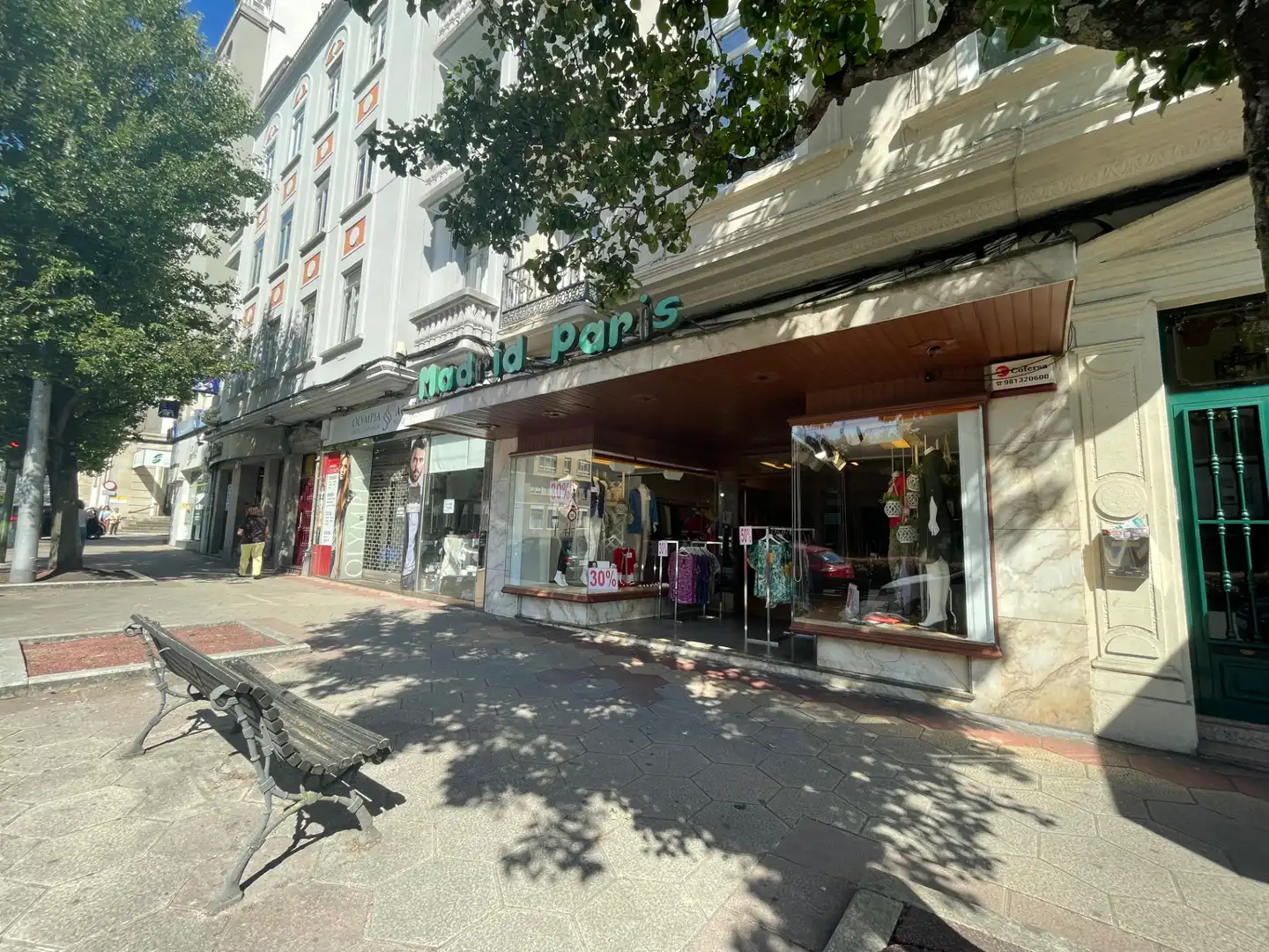 Geschaftsraum zur Miete in Ferrol mit Parkett und Möbliert