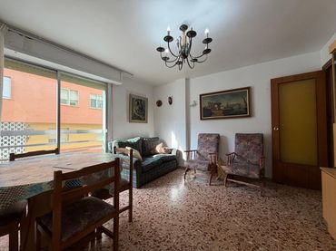 Piso con ascensor en venta en Calle Colon