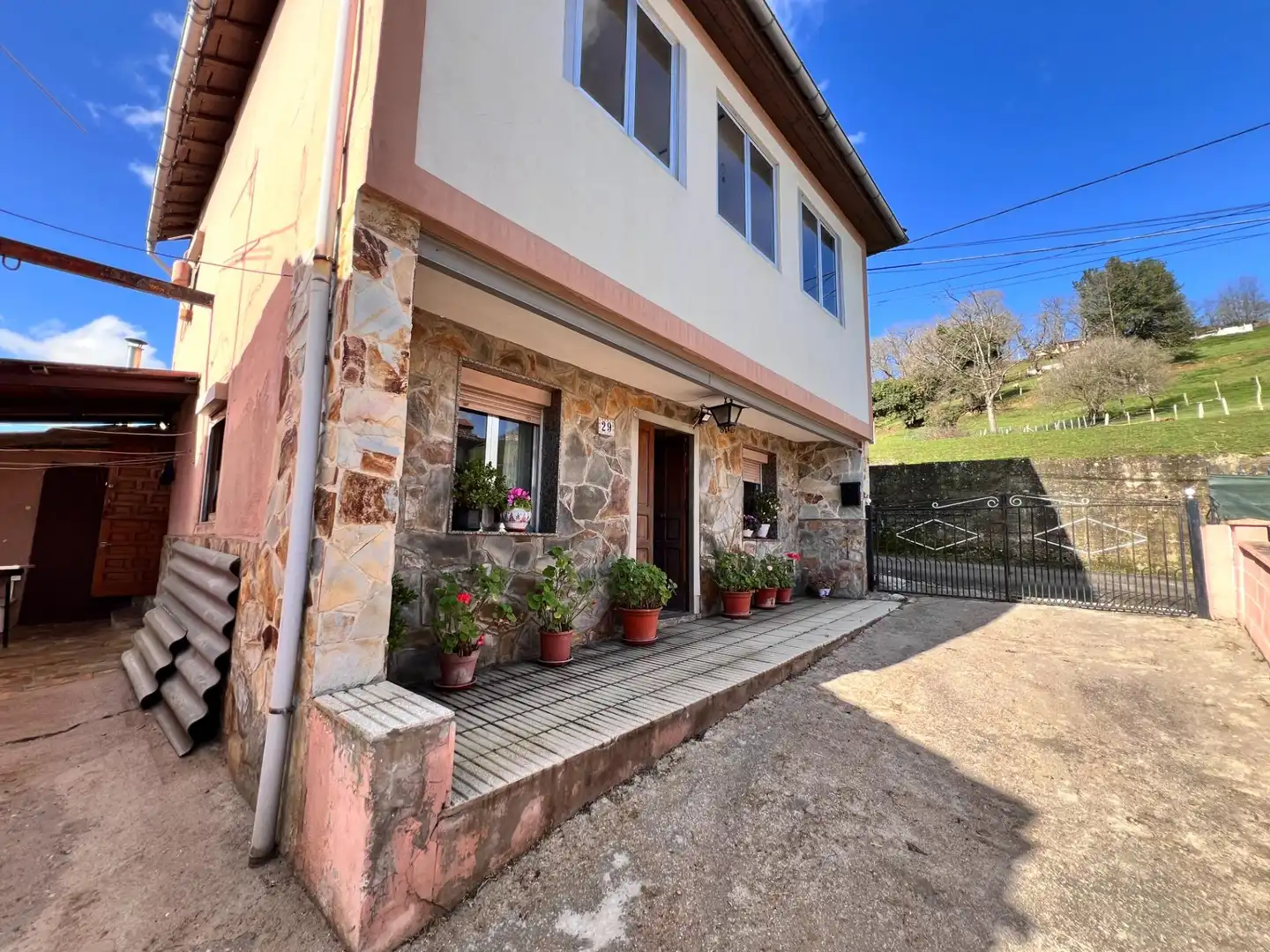 Exterior view of Houses for sale in Langreo  with Heating, Private garden and Furnished