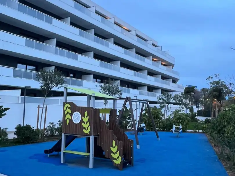 Apartment mit Pool zum Verkauf in avenida pere matutes noguera 94, imagen 5