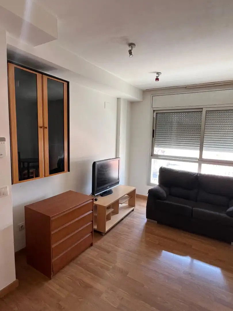 Flat with terrace for sale in Carrer Vint, imagen 3