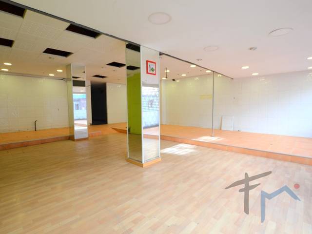 Local comercial en Alquiler en Calle Major en Masquefa