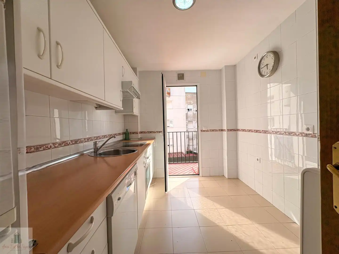 Kitchen of Apartments for rent in Badajoz  with Heating and Furnished