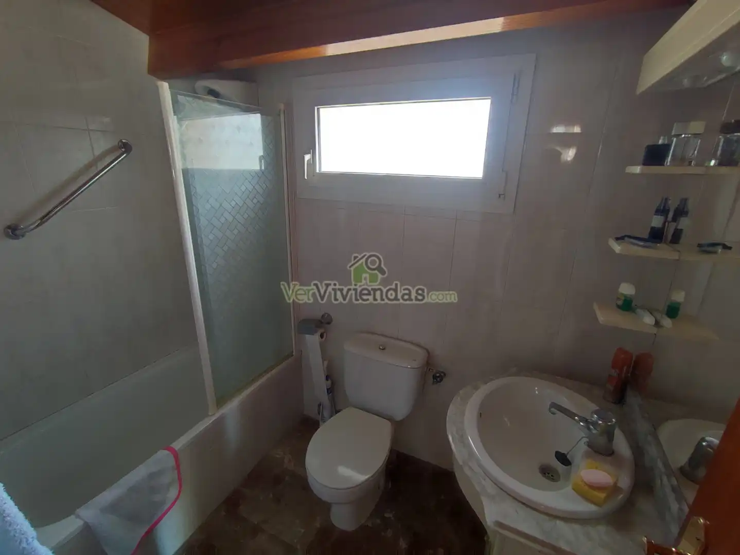Maison mitoyenne avec terrasse à vendre à Torrelles de Llobregat, imagen 17