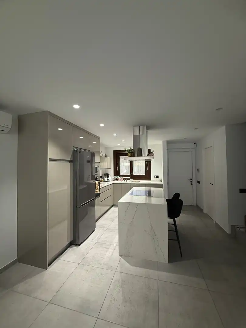 Cocina de Casa adosada en venta en Marbella con Aire acondicionado, Terraza y Trastero