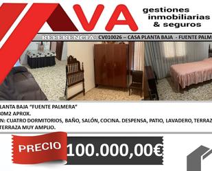 Dormitori de Casa o xalet en venda en Fuente Palmera