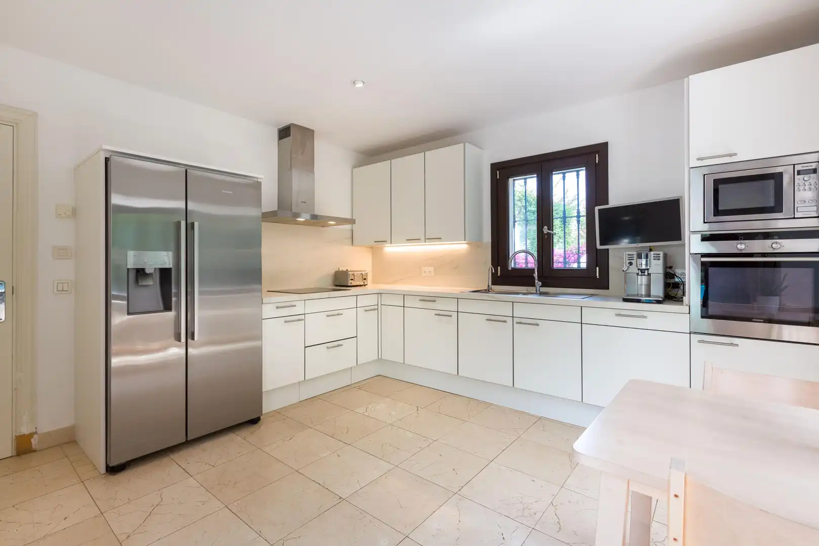 Villa con terrazza in affitto a 5 Navarra #Guadalmina Baja, imagen 15