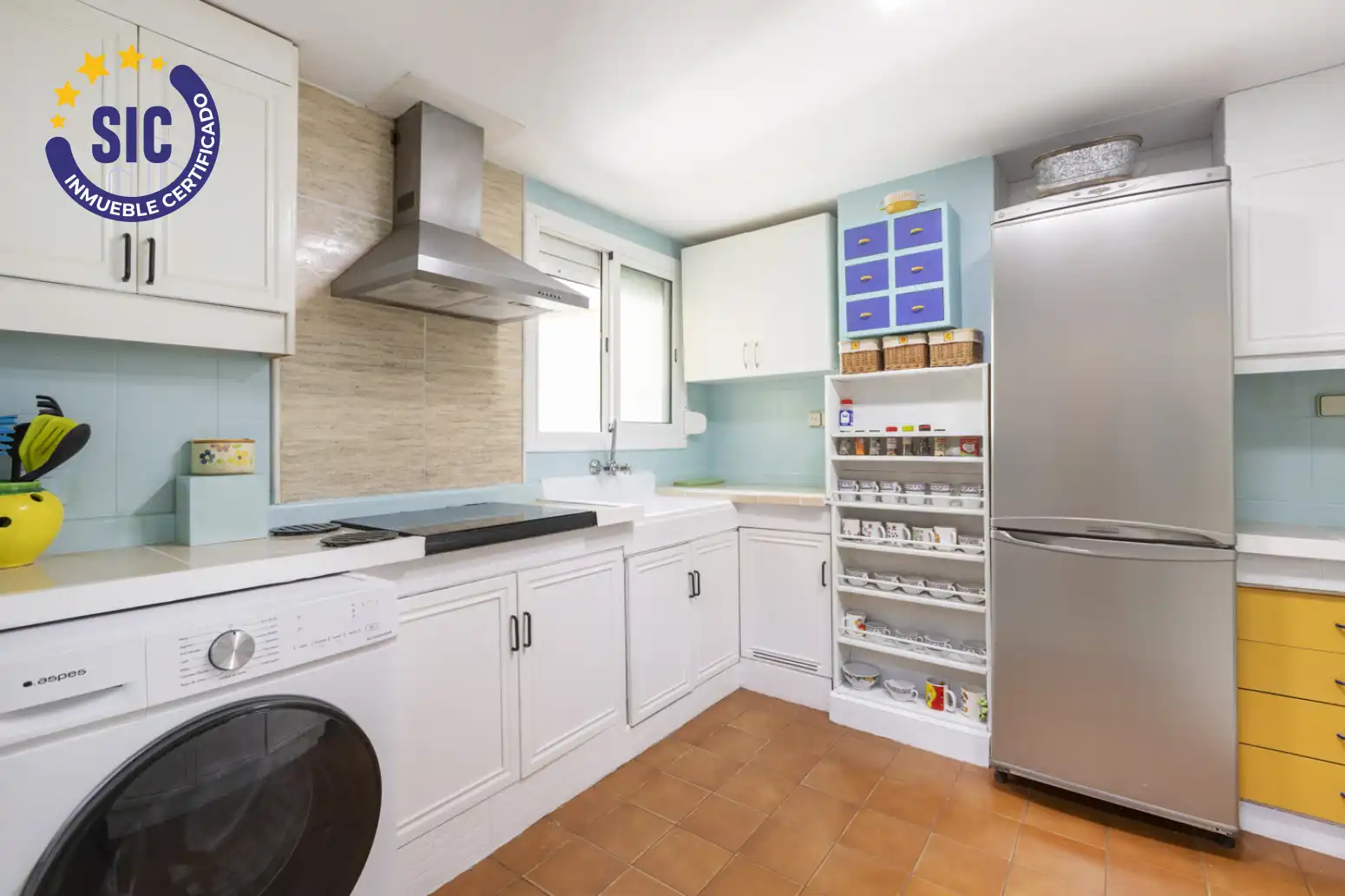 Cocina de Piso en venta en Sueca con Jardín privado, Terraza y Balcón