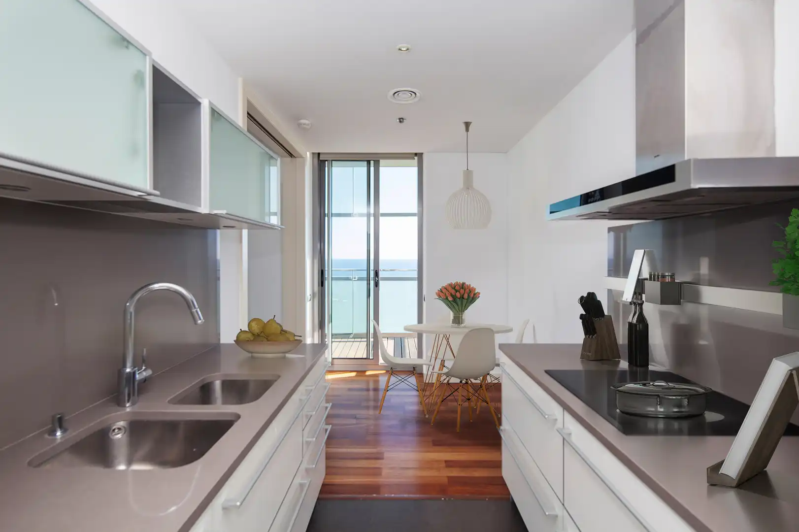Cocina de Piso en venta en Barcelona con Calefacción y Piscina