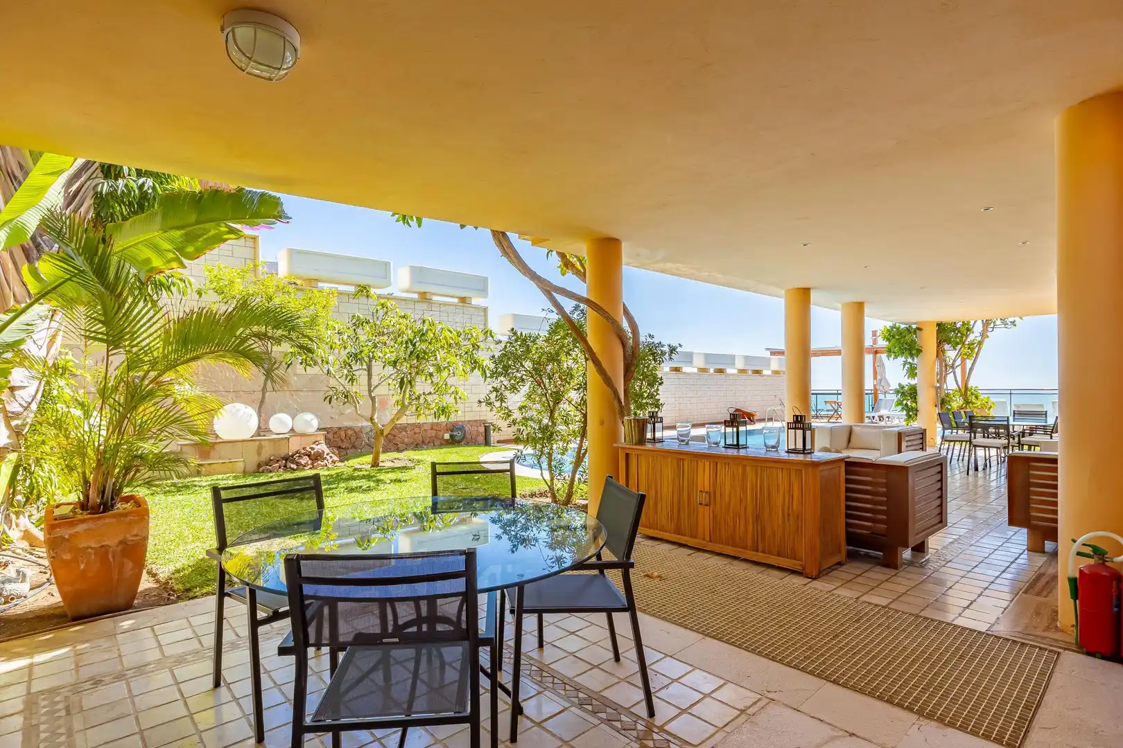 Terrassa de Casa o xalet en venda en San Bartolomé de Tirajana amb Aire condicionat, Jardí privat i Terrassa