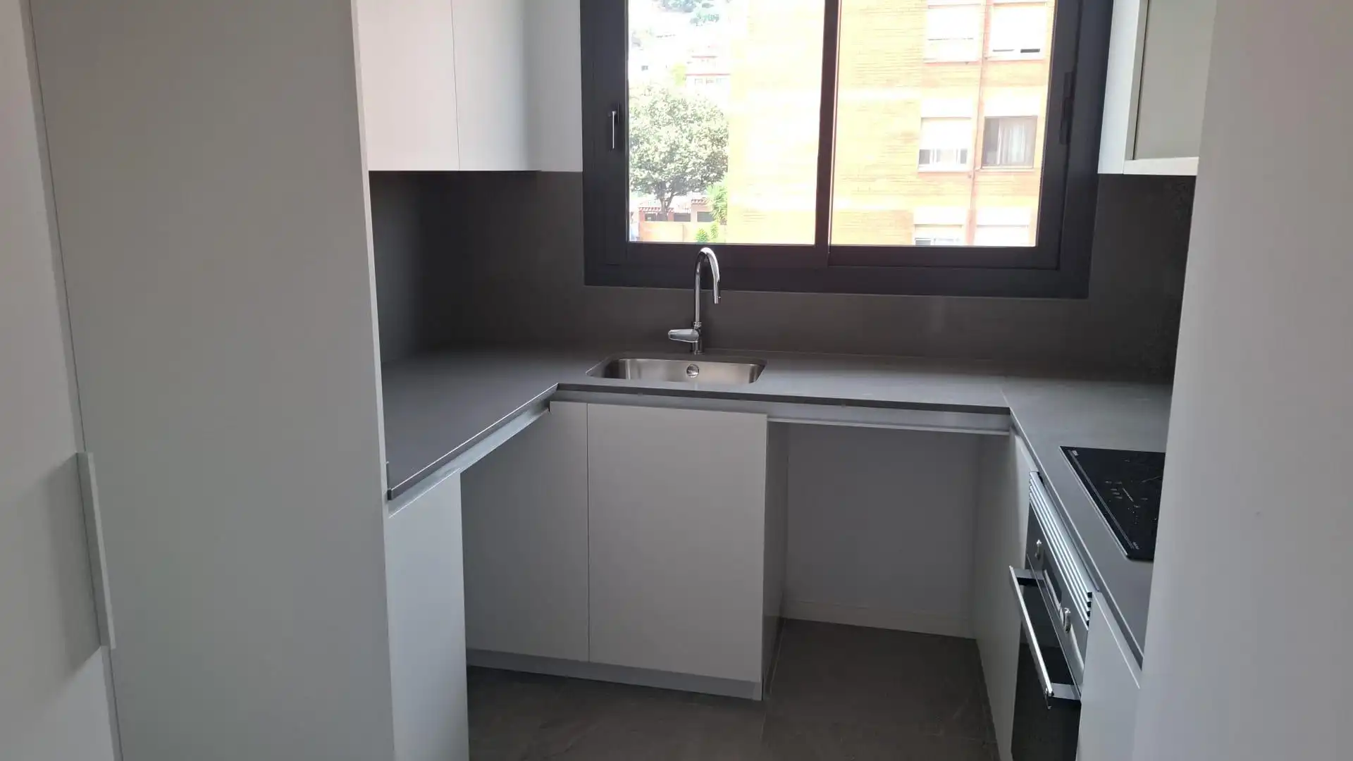 Küche von Wohnung zur Miete in Santa Coloma de Gramenet mit Klimaanlage, Heizung und Parkett