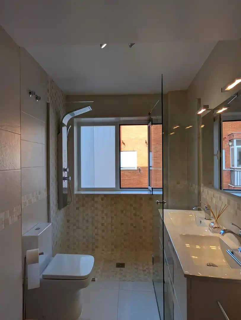 Baño de Ático de alquiler en Badajoz con Terraza