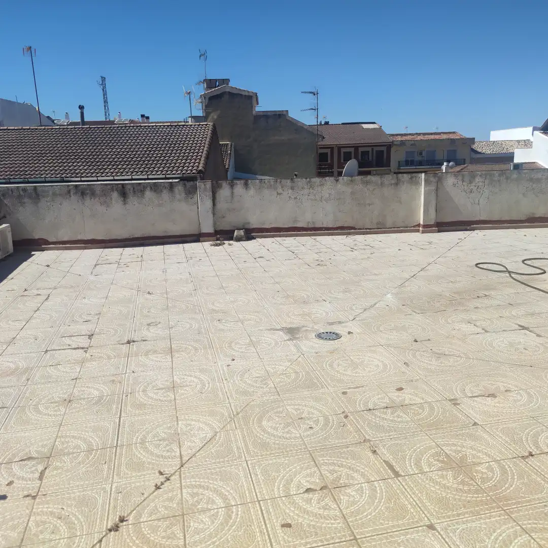 Casa amb terrassa en venda a Calle Fuente la Zarza, imagen 5