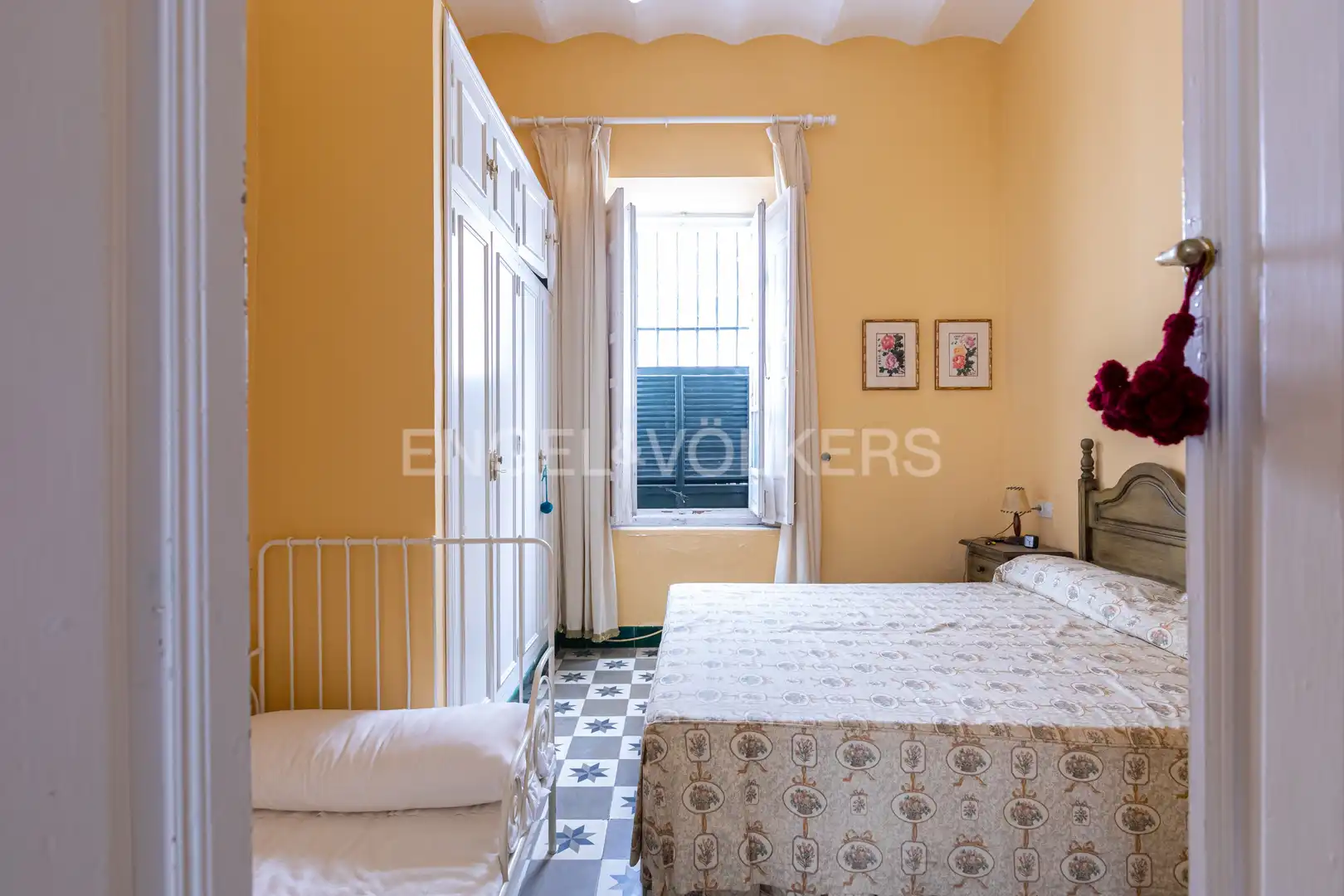 Habitación de Casa o chalet en venta en Umbrete con Calefacción, Jardín privado y Piscina