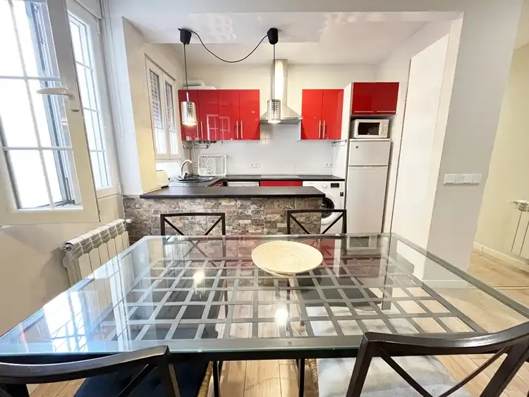Cuina de Pis de lloguer en Madrid amb Aire condicionat, Calefacció i Parquet
