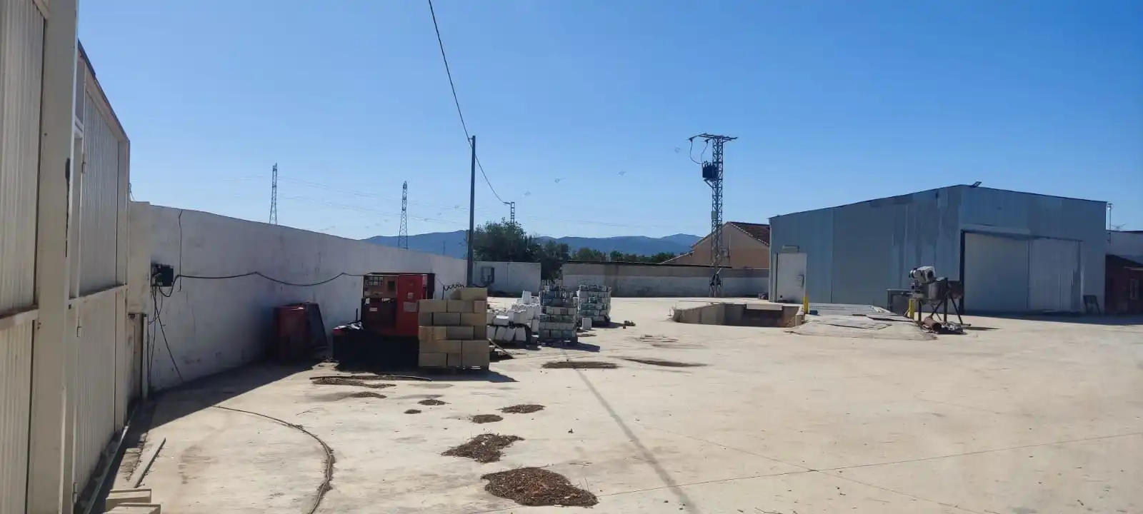 Industrial buildings for sale in Puntarrón