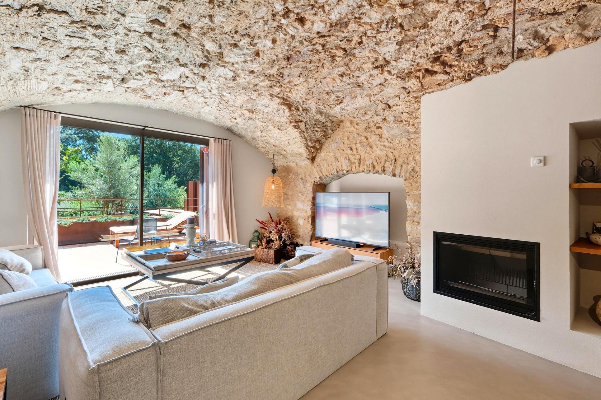 Sala d'estar de Casa o xalet en venda en Begur amb Aire condicionat, Calefacció i Jardí privat