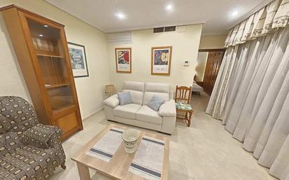 Sala d'estar de Pis en venda en  Córdoba Capital amb Aire condicionat, Parquet i Traster