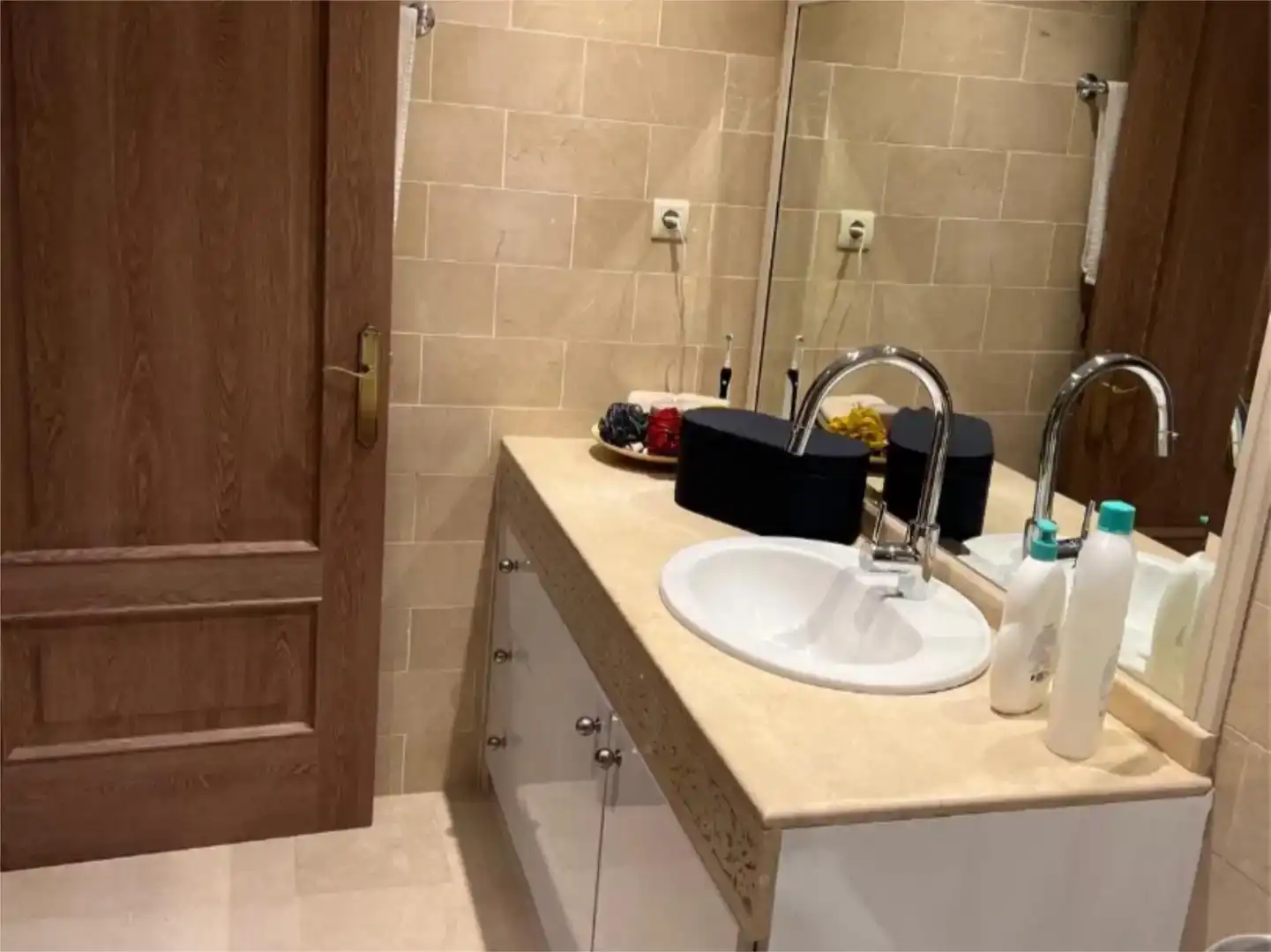 Bany de Apartament en venda en Benalmádena amb Aire condicionat, Piscina i Balcó