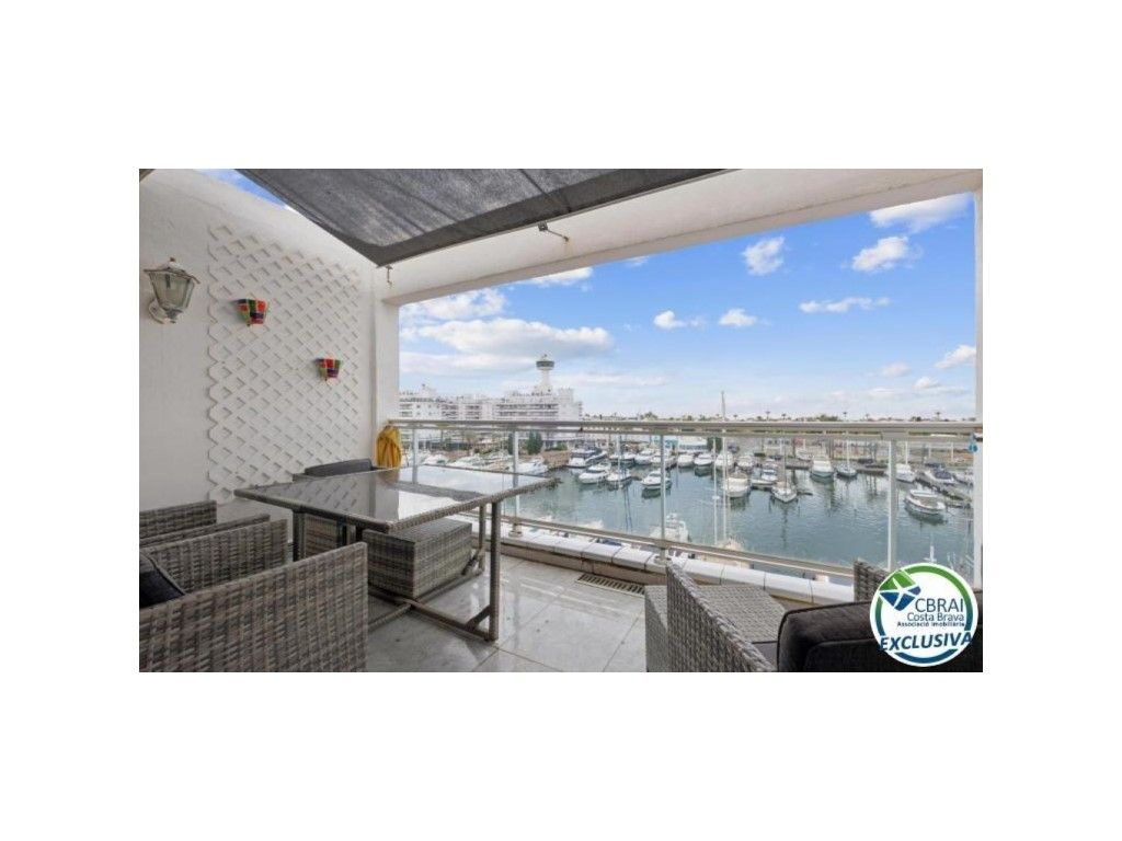 Terrace of Attic for sale in Empuriabrava  with Air Conditioner