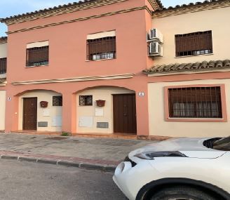 Exterior view of Single-family semi-detached for sale in Utrera