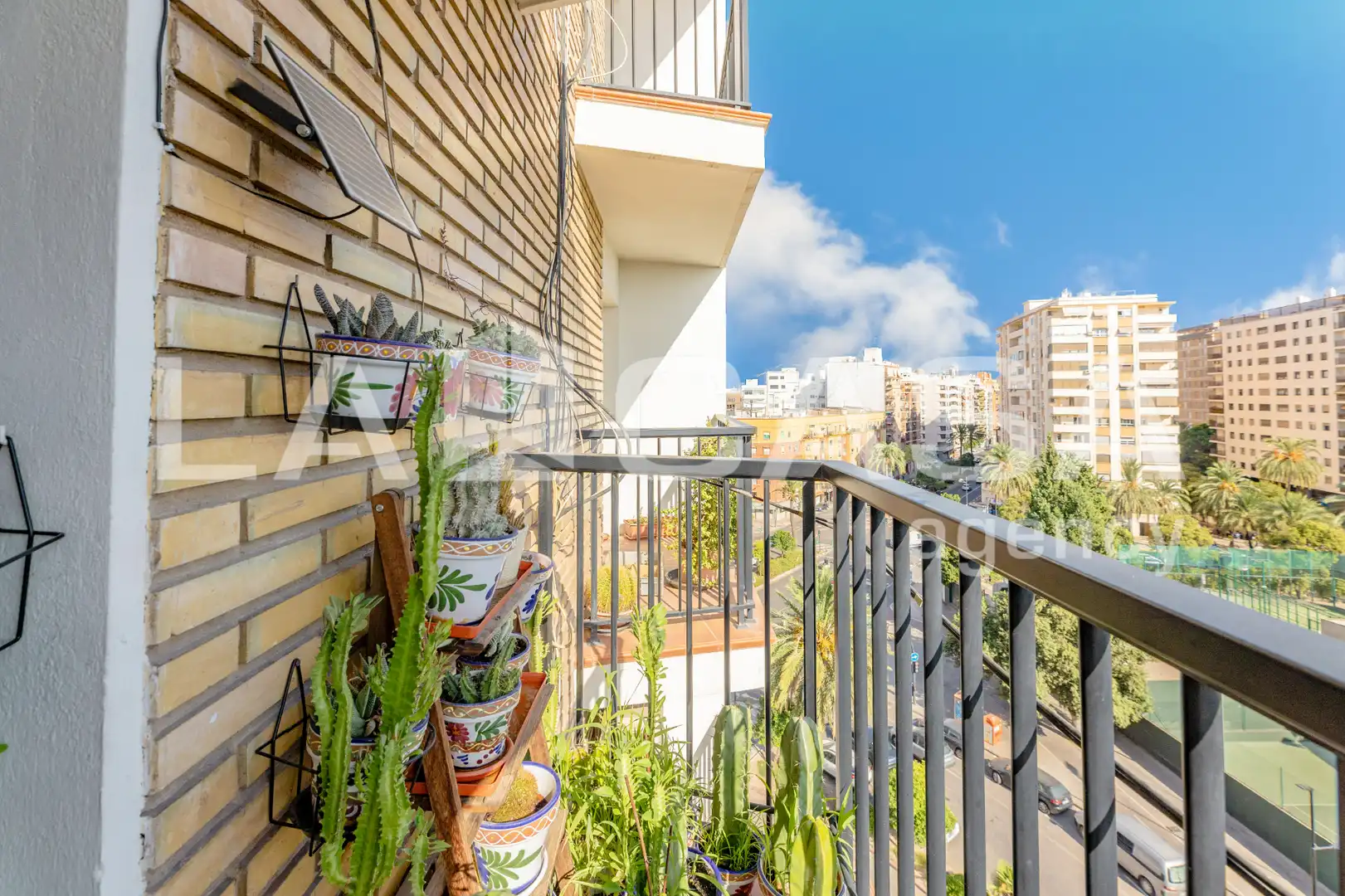Balcony of Flat for sale in Valencia  with Balcony