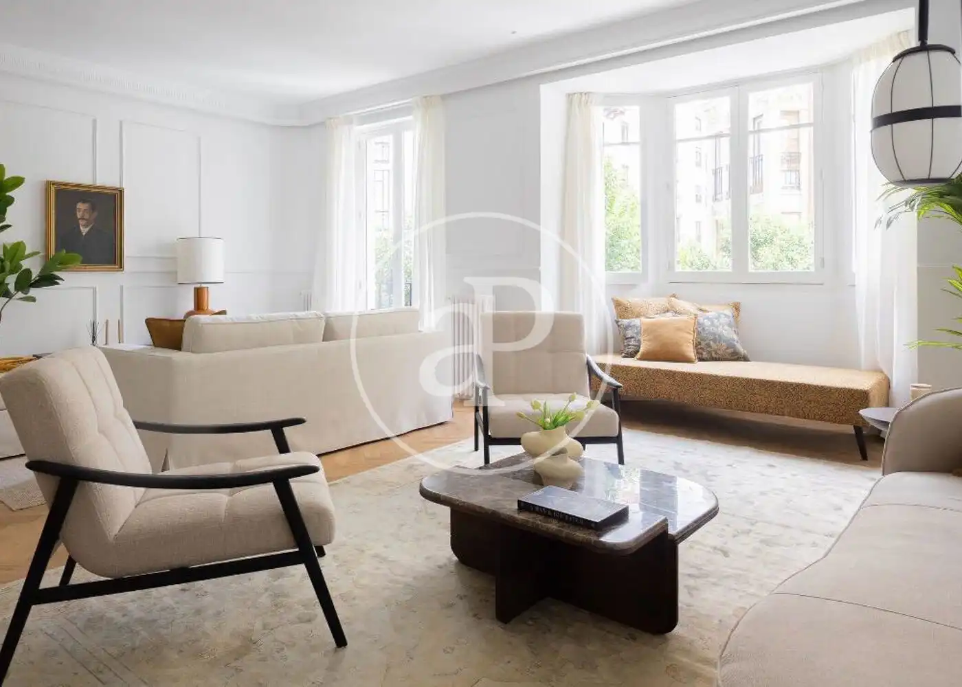 Living room of Flat for sale in Madrid  with Air Conditioner, Heating and Storage room
