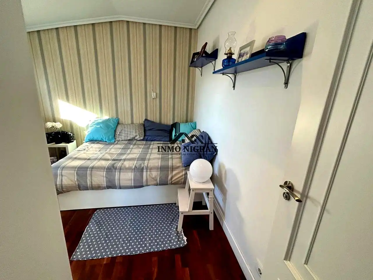 Habitación de Dúplex en venta en Vigo  con Calefacción y Terraza