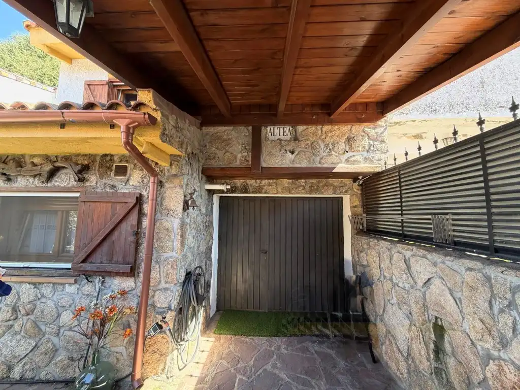 Casa adosada en venta en Moralzarzal