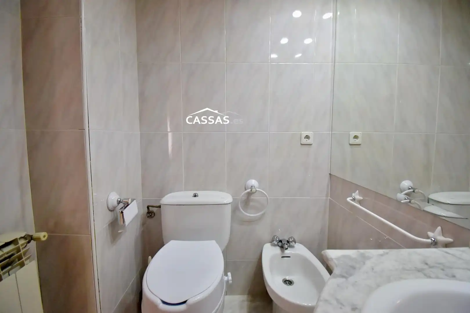 Badezimmer von Wohnung zum Verkauf in Torrejón de Ardoz mit Klimaanlage, Heizung und Parkett