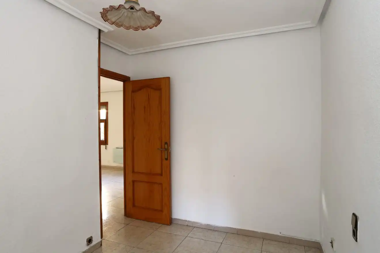Flat with garden for sale in Calle Legión Macedónica, imagen 11