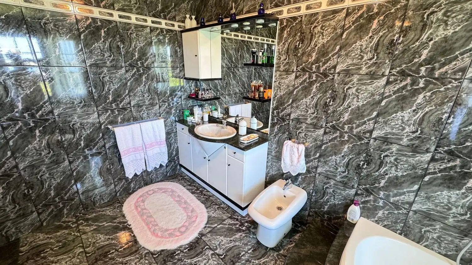 Bathroom of Houses for sale in Carballo  with Heating, Private garden and Swimming Pool