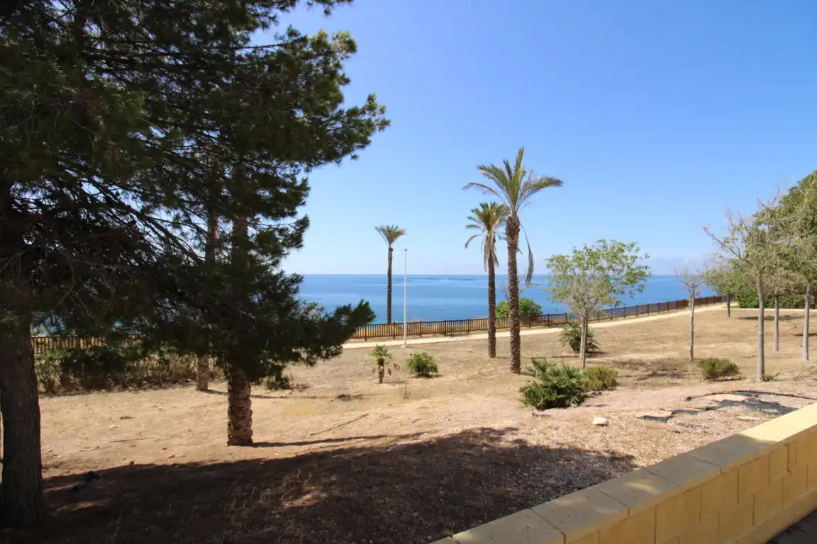 Wohnung zum Verkauf in Villajoyosa / La Vila Joiosa mit Klimaanlage, Terrasse und Abstellraum