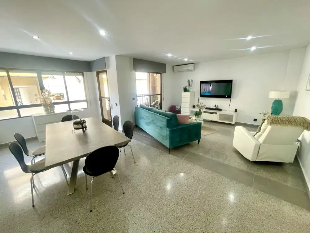 Apartamento en venta en Desamparados - Hurchillo - Torremendo