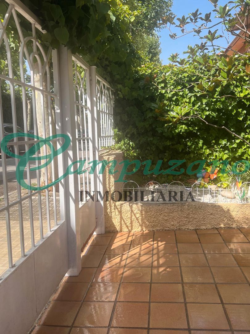 Exterior view of House or chalet for sale in Aranjuez  with Heating, Private garden and Swimming Pool