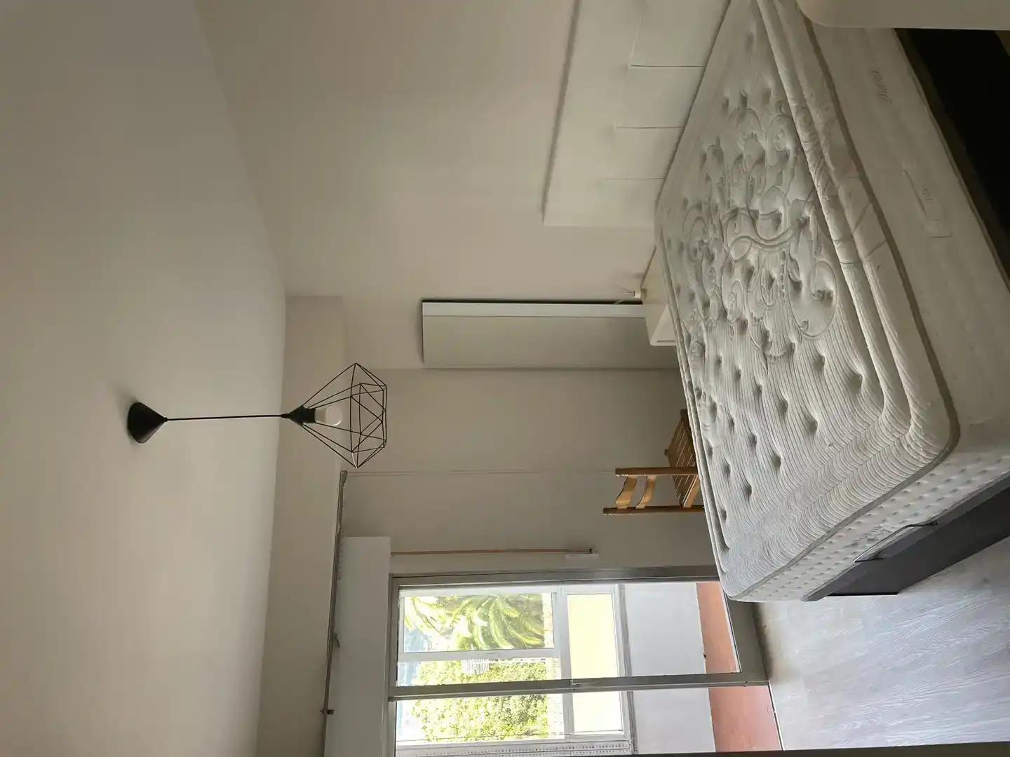 Habitación de Piso de alquiler en Pontevedra Capital  con Amueblado