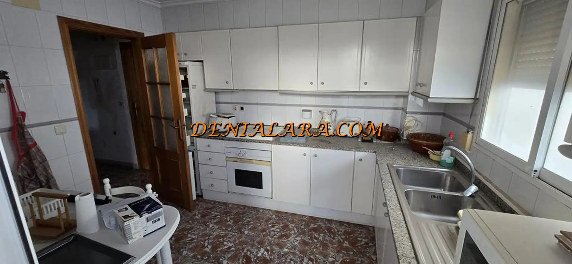 Cocina de Piso en venta en Dénia con Calefacción, Trastero y Balcón