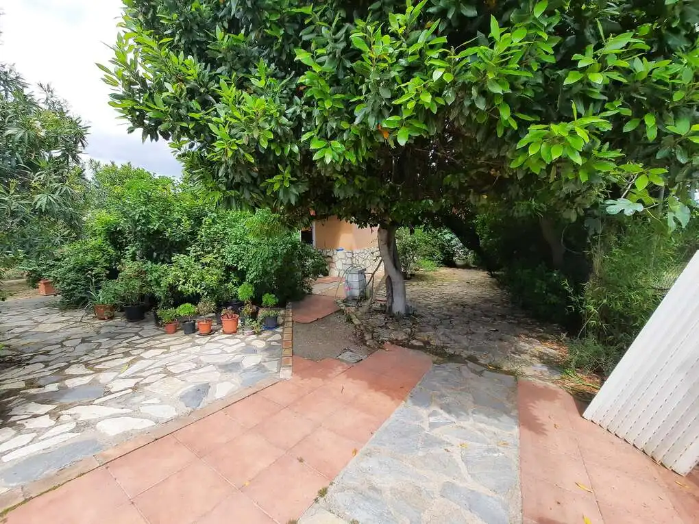 Jardín de Casa o chalet en venta en Escalona con Aire acondicionado, Calefacción y Jardín privado