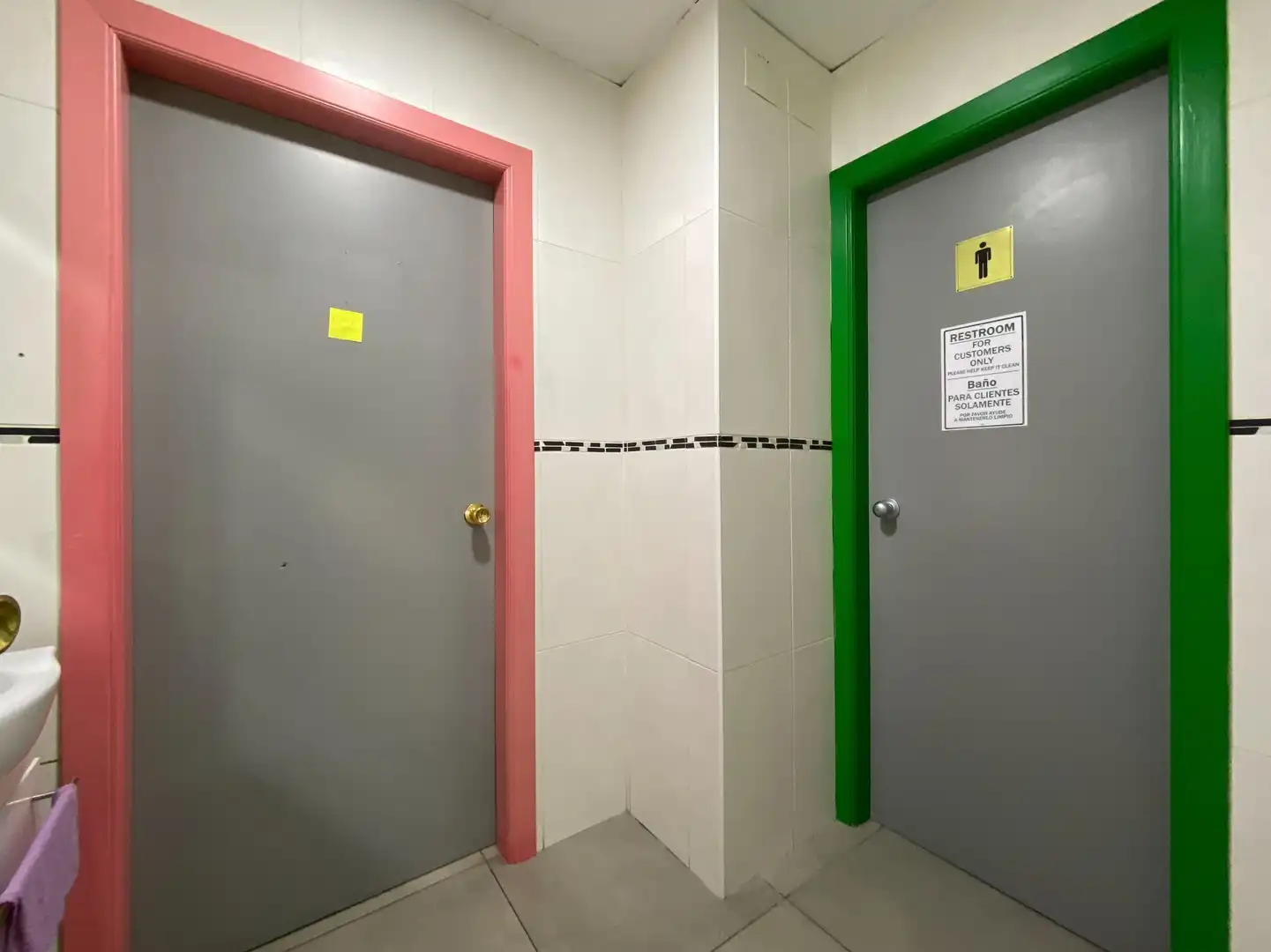 Business premises for transfer in del altillo 3, imagen 9