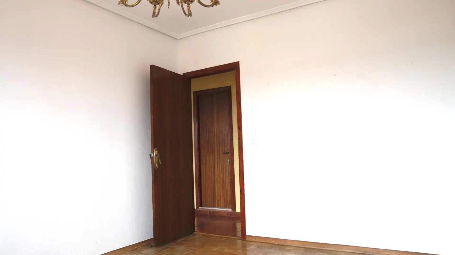 Ático en venta en Avilés con Calefacción y Balcón
