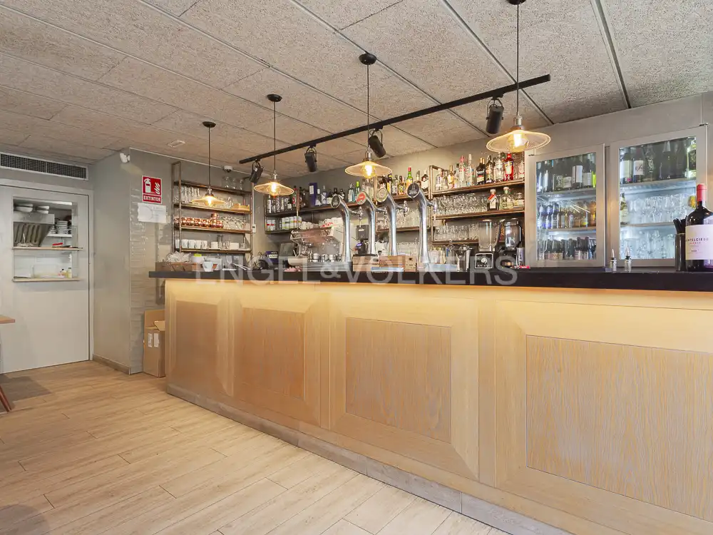 Local en venda en Castelldefels