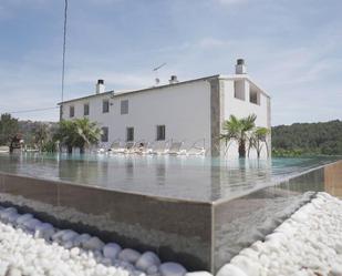 Piscina de Pis de lloguer en Manresa amb Terrassa