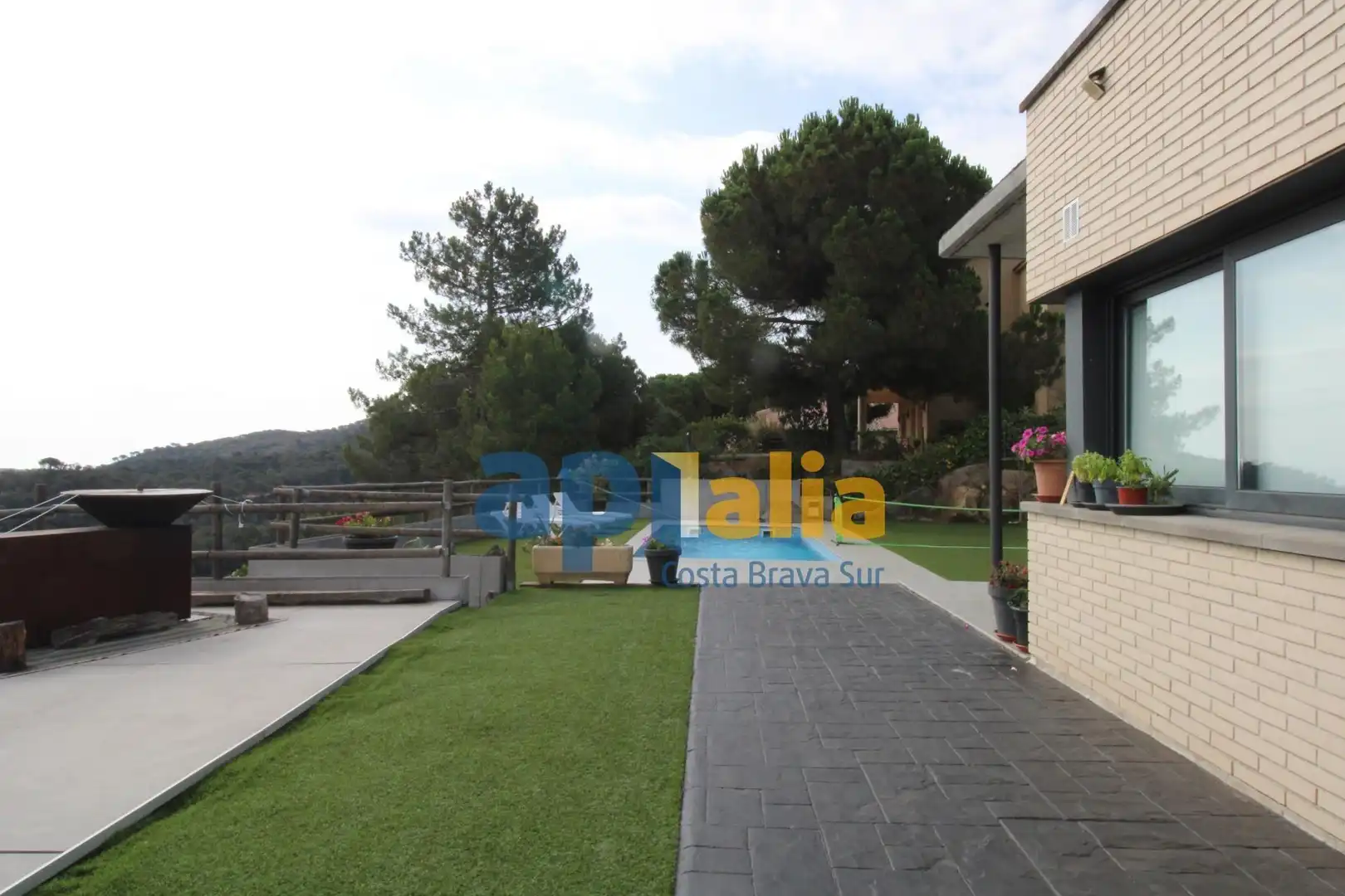 Terrassa de Casa o xalet en venda en Lloret de Mar amb Calefacció, Jardí privat i Piscina
