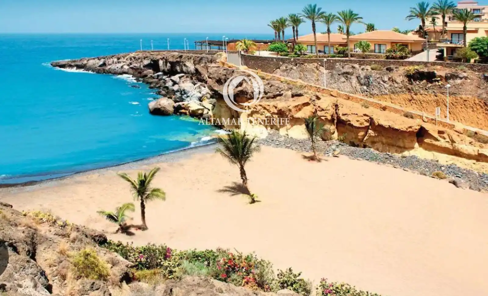 Detached homes for sale in Adeje 300, Callao Salvaje - Playa Paraíso