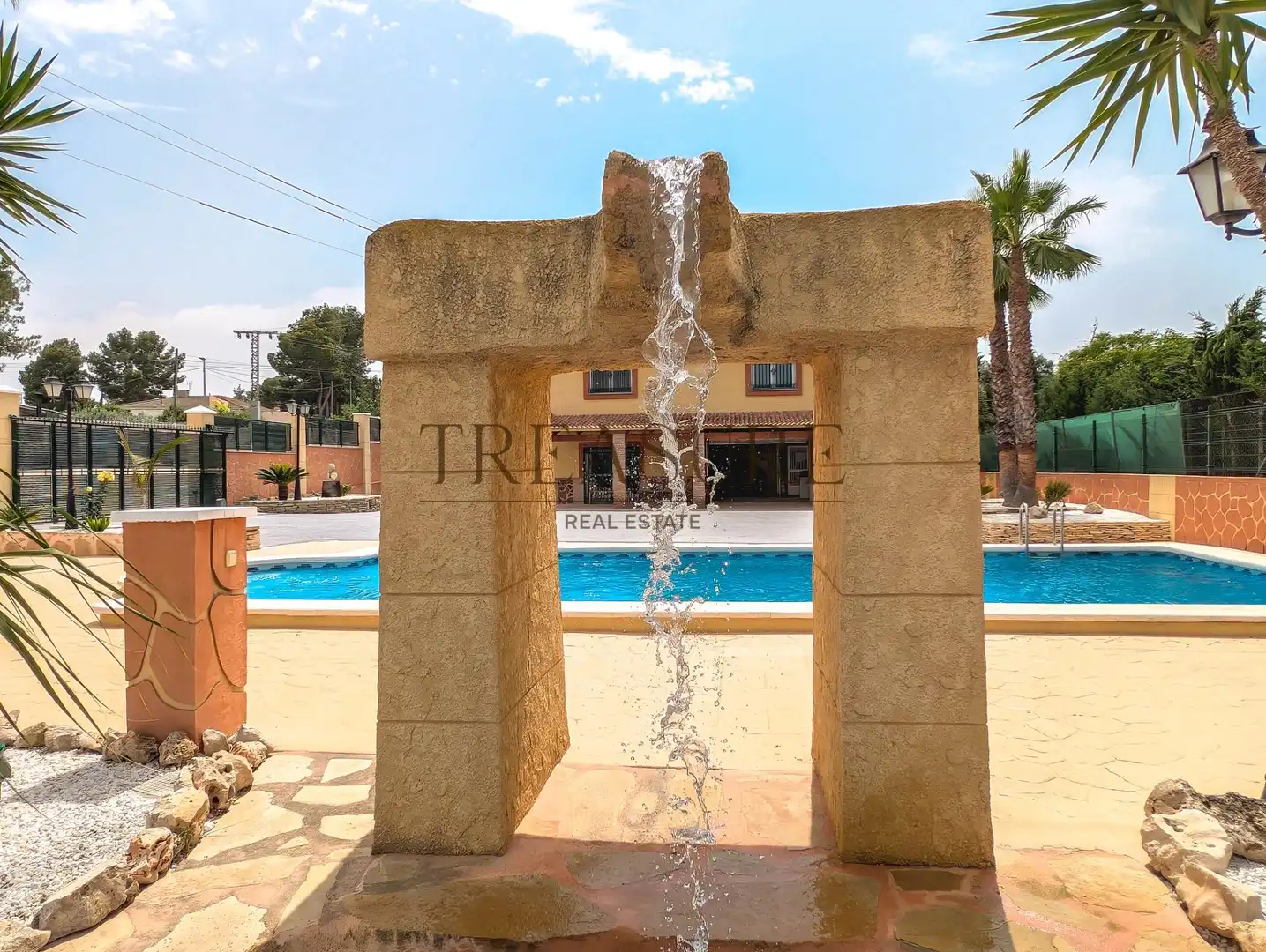 Vista exterior de Casa o chalet en venta en Molina de Segura con Trastero, Piscina y Amueblado