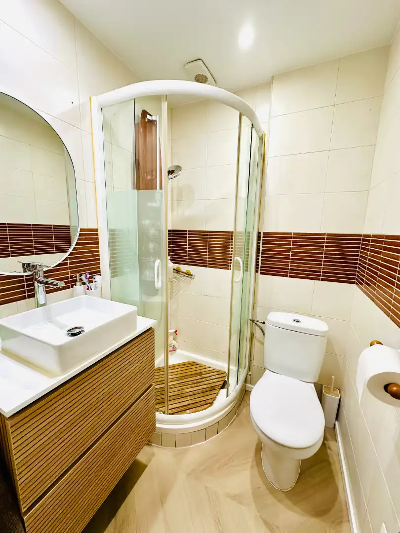 Baño de Casa adosada en venta en Parla con Aire acondicionado, Calefacción y Jardín privado