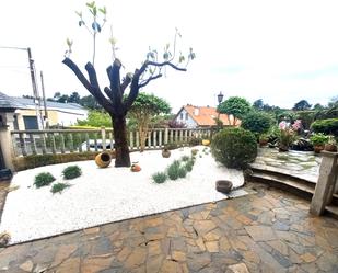 Jardí de Casa o xalet en venda en Oleiros amb Piscina i Balcó