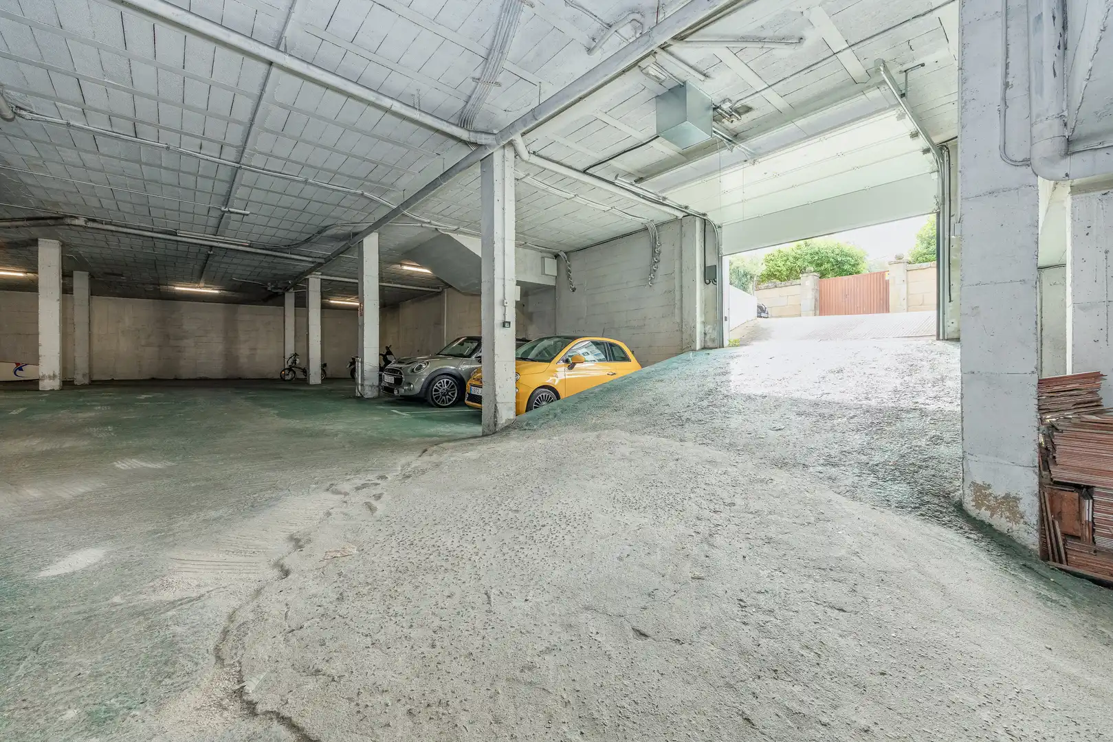 Aparcament de Dúplex en venda en Nigrán amb Calefacció, Terrassa i Traster